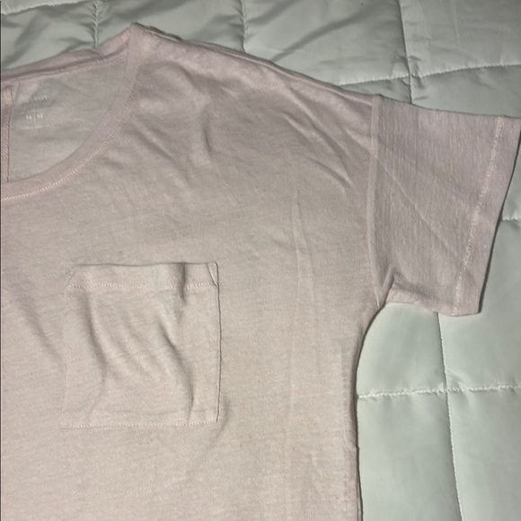 Old Navy Light Pink Boyfriend Short Sleeve Pocket T-Shirt - Picture 3 of 10